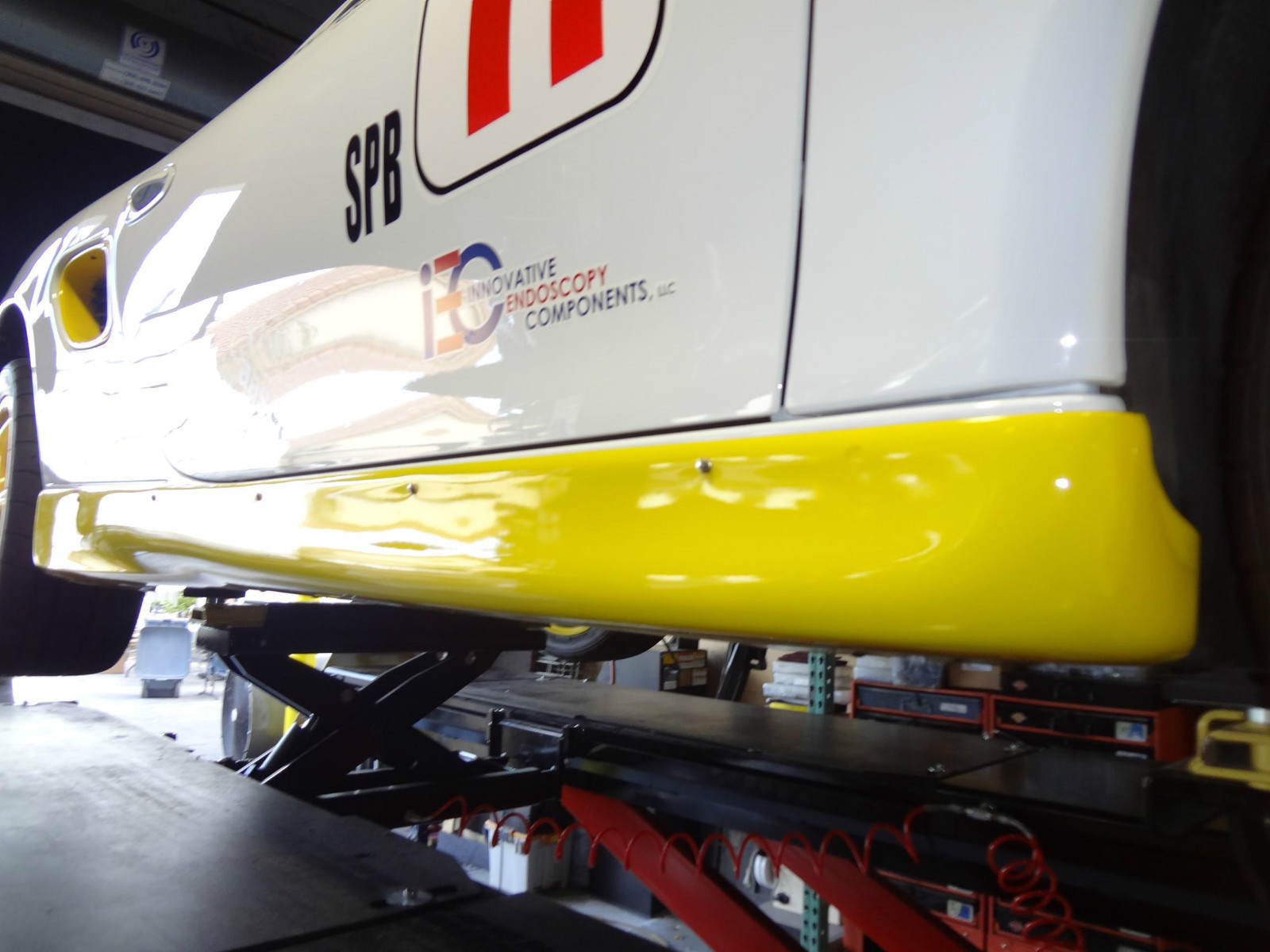 TRS 986 Lightweight Side Skirt Kit - Image 5
