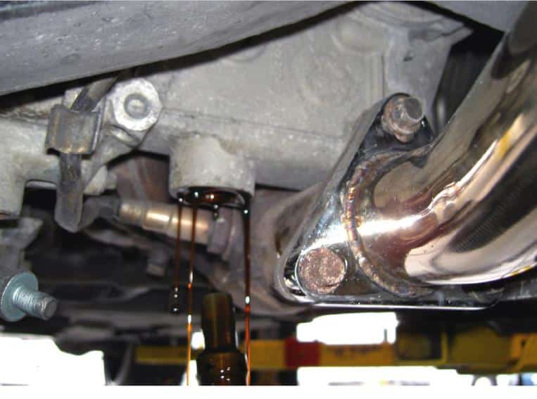 Remove the chain tensioners — photo 2