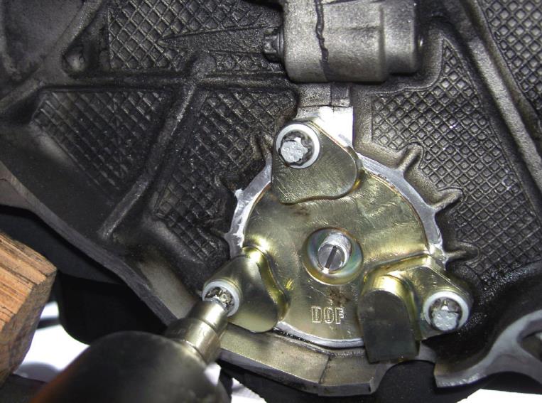 Tighten the flange bolts evenly — photo 1