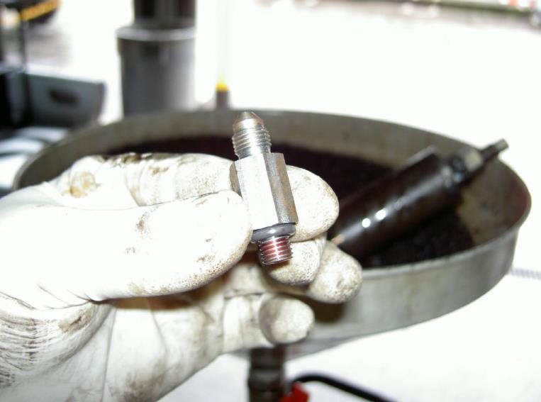 Prepare the straight hose adapter — photo 1
