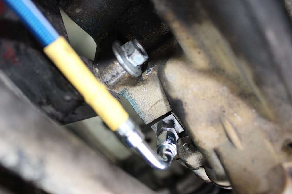 Replace the rear main seal if required — photo 2